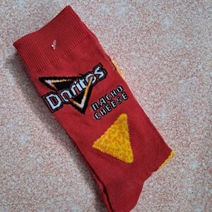 Doritos snack unisex socks! Nwt crews so comfy! Sz mens 6-12 fits most!